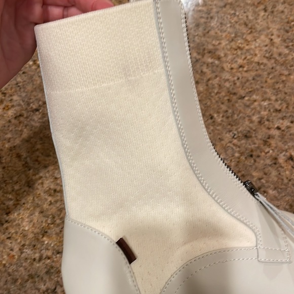 Ladies booties size 7m - Picture 6 of 7